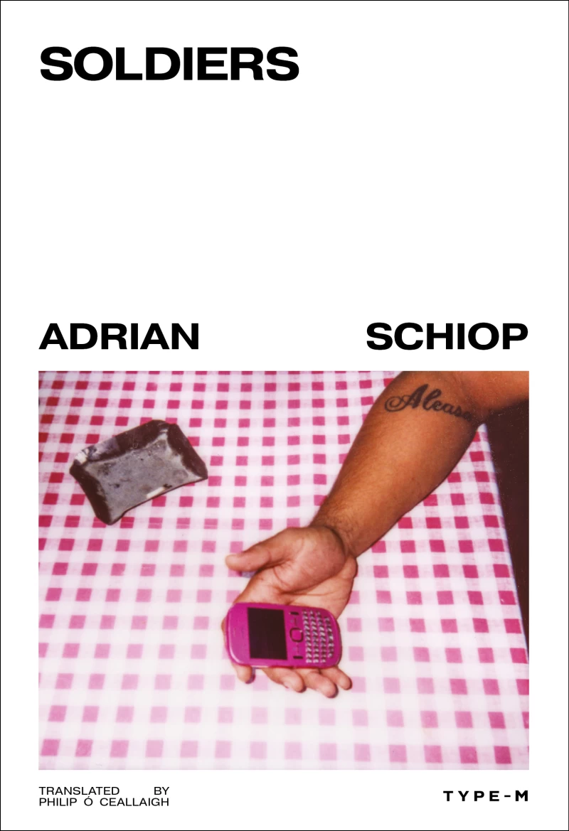 Coperta cărții „Soldiers”, de Adrian Schiop